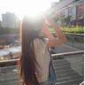 ADHD小孩写作业崩溃流泪获妈妈安慰